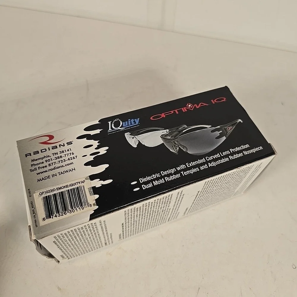 RADIANS IQUITY™ ANTI-FOG SAFETY‎ GLASSES - SMOKE LENS